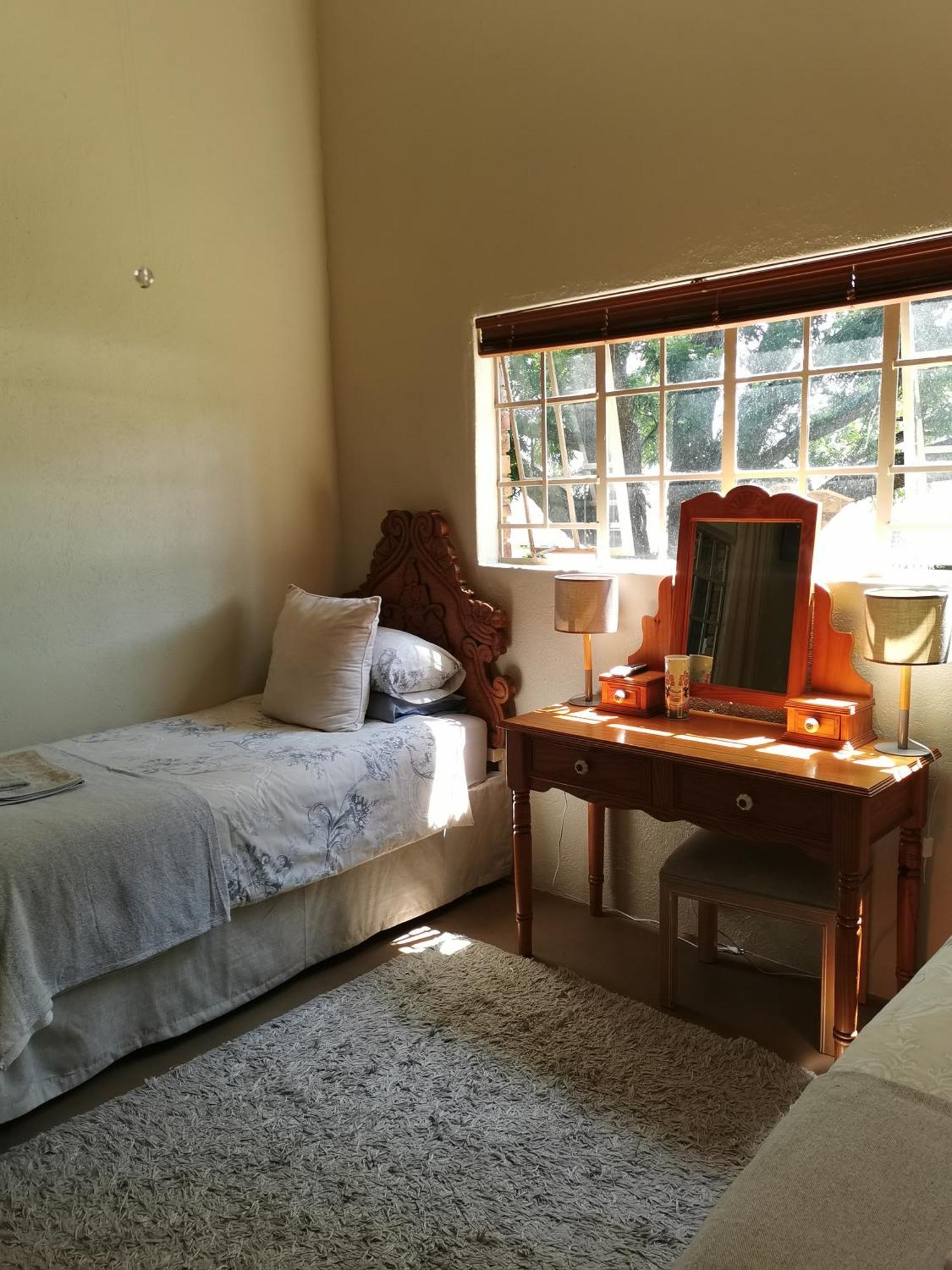 Macnut Bed And Breakfast Mbombela Quarto foto